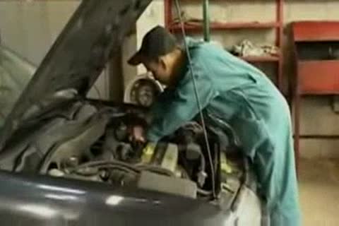 three mans pounding in tthowdys man garage
