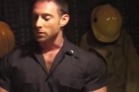 Muscle God Billy herrington