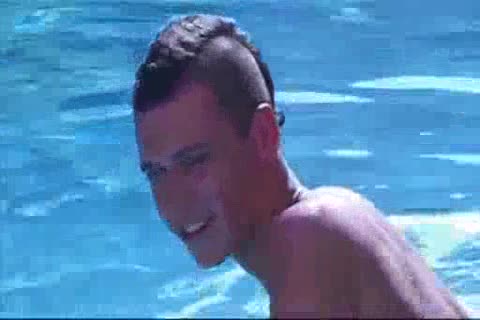 Beach B0y Alex Reveals All