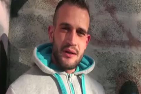 Hung Arab gets Some ass