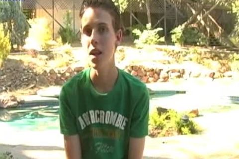 Rabbit young - Rabbit's toys