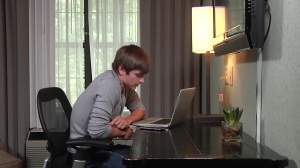 I'm Leaving you - Johnny Rapid and Armando De Armas ass pound