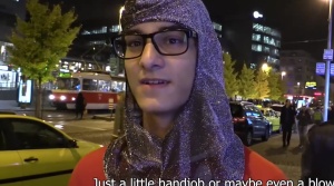 A student from Slovakia gives a cook jerking