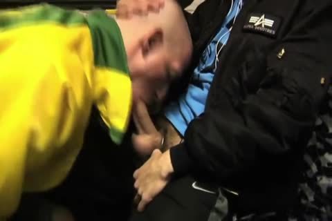 Mamada Completa En Transporte Publico