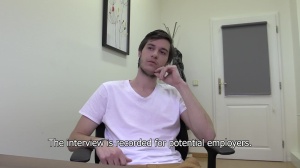 A hockey player with kind of disappointing 10-Pounder