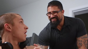 Caught In mom's pants: unprotected - Theo Brady American pound