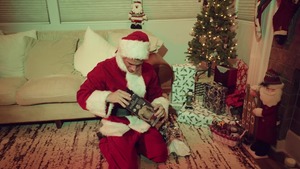 Jingle Balls cock: bare - Pierce Paris, JJ Knight American Sex