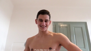 CzechHunter: Bareback Czech face fucking in the bed