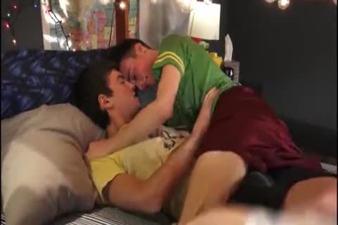 tasty Gamer boyz Play With Each Others Joysticks unprotected