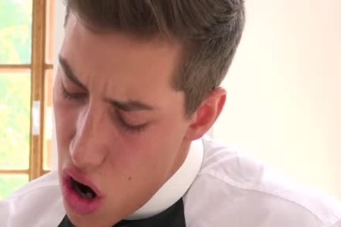 The Pleasures Of Hell Are Irresistible, Monster wang