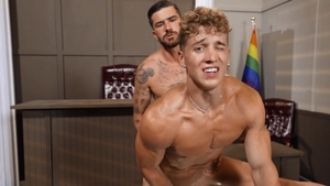 Drill My Hole: Inked Felix Fox feels in need of getting facial