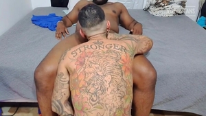 Pablo Bravo & massive darksome Bear