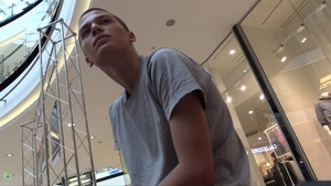 Czech Hunter: Paying with Heat at the Shopping Mall