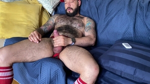 Men Over 30: Bear's Secret Masturbation Den