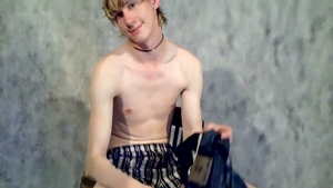teensandtwinks: Lubed and Ready for Twink Fun
